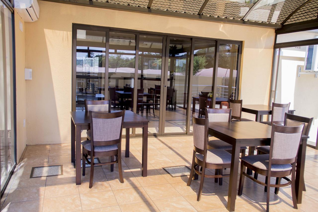 Riverton Manor Centurion Bagian luar foto