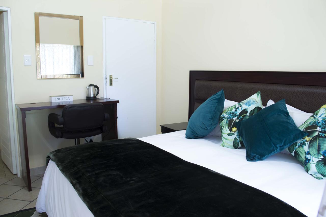 Riverton Manor Centurion Bagian luar foto