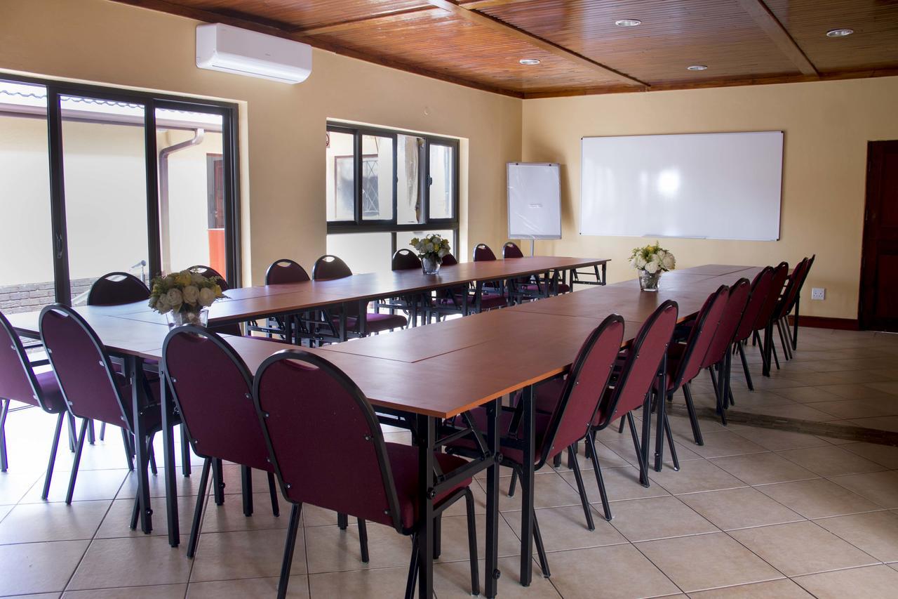 Riverton Manor Centurion Bagian luar foto