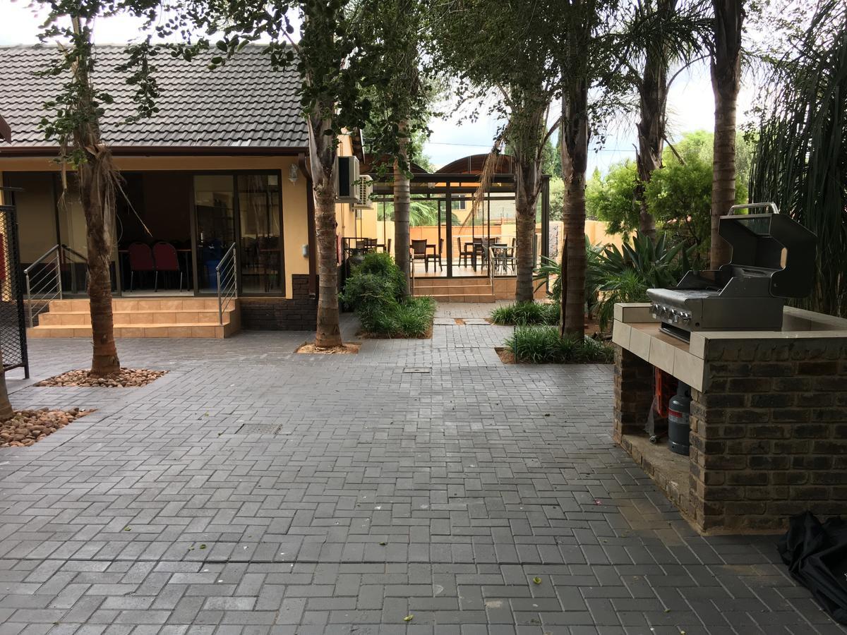 Riverton Manor Centurion Bagian luar foto