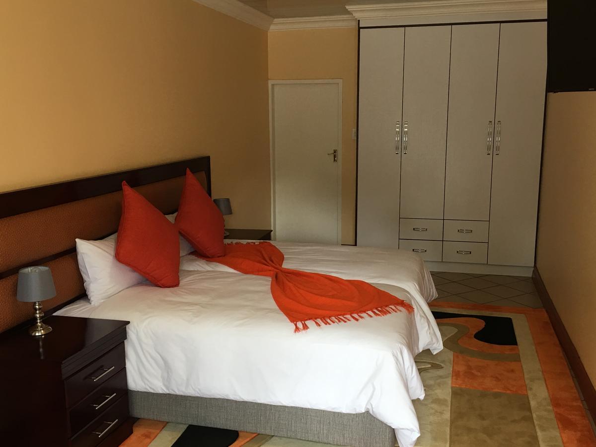 Riverton Manor Centurion Bagian luar foto
