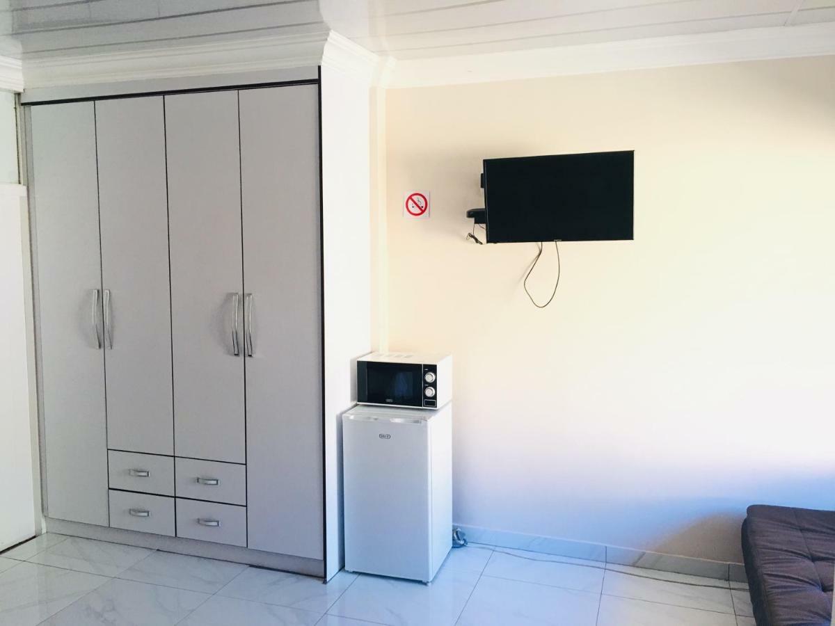 Riverton Manor Centurion Bagian luar foto